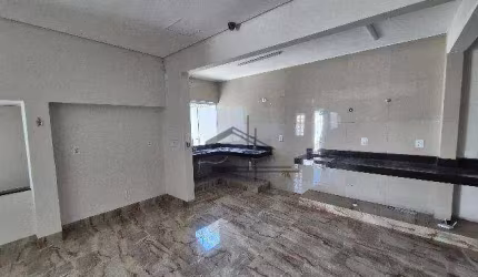 Casa com 3 dormitórios à venda, 300 m² por R$ 890.000 - Osvaldo Rezende - Uberlândia/MG