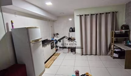 Apartamento com 2 dormitórios à venda, 56 m² por R$ 268.000,00 - Laranjeiras - Uberlândia/MG