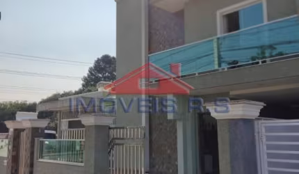 Exclusivo Sobrado Central com 3 suítes!