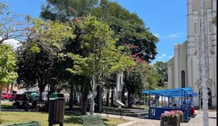Comercial ponto à venda no Centro, Araucária