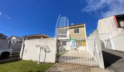 Sobrado com 3 quartos  para alugar, 90.00 m2 por R$3250.00  - Capao Raso - Curitiba/PR