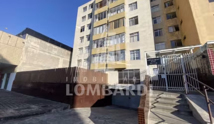 Apartamento com 2 quartos  para alugar, 83.00 m2 por R$1700.00  - Pinheirinho - Curitiba/PR
