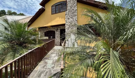 Casa à venda, 490 m² por R$ 950.000,00 - Silveira da Motta - São José dos Pinhais/PR