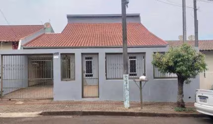 Casa a VENDA em Londrina, Assobradada de 250 m&#178; - 4 dormt. - próximo á Expo Ney Braga