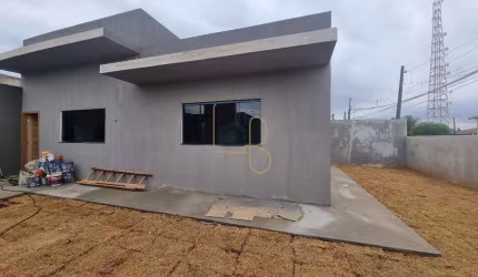 Casa &#224; VENDA e NOVA, localizado no Jardim Leonor.