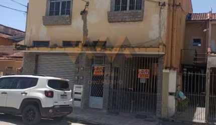Apartamento para Locação em Volta Redonda, Sessenta, 4 dormitórios, 1 suíte, 2 banheiros
