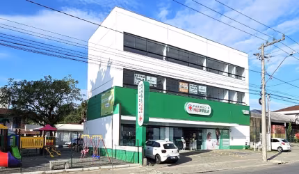 ALUGO SALA COMERCIAL NOVA C/ 247M2, BAIRRO GUANABARA, JOINVILLE - SC