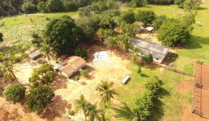 Fazenda para Venda em Estreito, Área rural com expansão consolidada, 2 dormitórios, 1 suíte, 1 banheiro