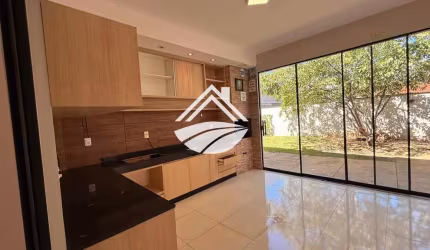 Casa em Condomínio para Venda em Palmas, Plano Diretor Sul, 4 dormitórios, 2 suítes, 3 banheiros, 2 vagas