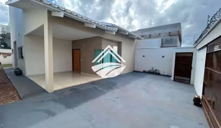 Casa para Venda em Palmas, Plano Diretor Norte, 2 dormitórios, 1 suíte, 2 banheiros, 3 vagas