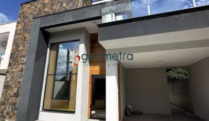 Casa para Venda em Guaratuba, Brejatuba, 5 dormitórios, 3 suítes, 2 banheiros, 2 vagas