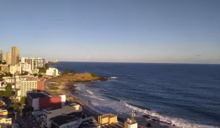 Lindo apartamento 1/4 e sala na Barra para VENDA OU ALUGUEL