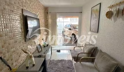 Casa de esquina à venda, 2 quartos, 1 vaga, Bairro São Vicente, Itajaí-SC