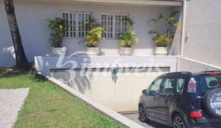 Casa em Curitiba, permuta com imóvel no litoral SC