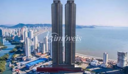 Apartamento à venda, 4 quartos sendo 4 suítes, 3 vagas, Yachthouse Residence, Barra Sul, Balneário Camboriú-SC