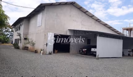 Galpão à venda, 540m², Bairro Escalvados, Navegantes-SC