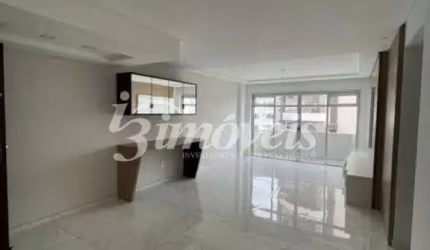 Apartamento semimobiliado à venda, 2 quartos sendo 1 suíte, 1 vaga, Ed. Francisco Eduardo, Centro, Itajaí-SC