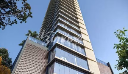 Apartamento à venda, 3 quartos sendo 3 suítes, 2 vagas, Ed. Dom, Centro, Balneário Camboriú-SC