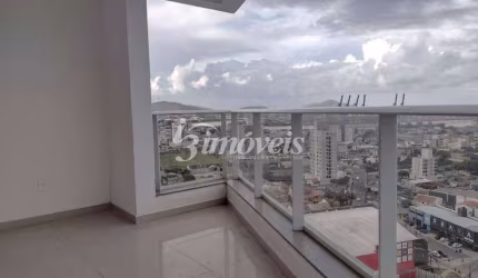 Cobertura à venda, 3 quartos sendo 1 suíte, 2 vagas, Ed. Cosmopolitan Tower, Bairro Vila Operária, Itajaí-SC