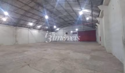 Galpão Comercial para Locação Anual, 754 m², no bairro Dom Bosco em Itajaí-SC