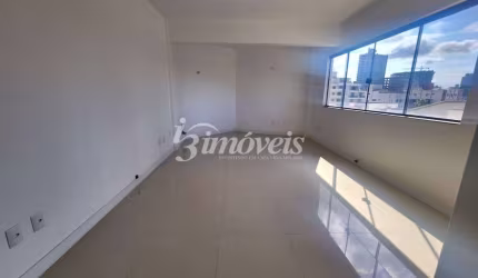 Sala Comercial para Locação Anual, 35m², Valentin Center, no Centro de Itajaí-SC