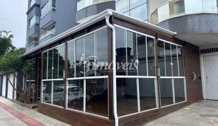 Sala / Loja, para locação anual, 164m² , Bairro Praia Brava, Itajaí-SC, com grande visibilidade de quem passa.
