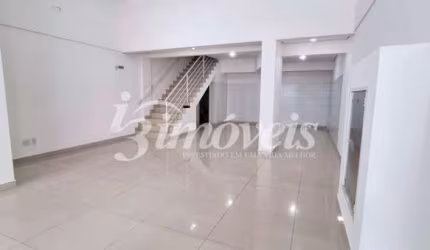 Sala / Loja, para locação anual, 121m² ,Bairro Centro , Balneário Camboriú-SC.