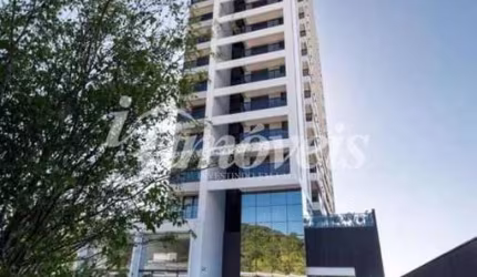 Apartamento mobiliado para locação, 3 quartos sendo 1 suíte, 2 vagas de garagem, Edifício Contorno Sul, Bairro Ressacada, Itajaí - SC