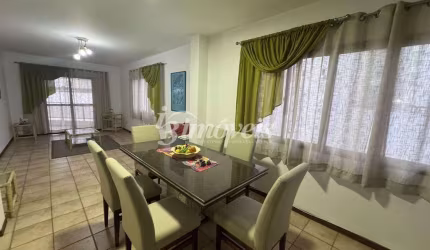 Apartamento para locação anual mobiliado, com 3 dormitórios ( sendo uma suíte), 2 vagas de garagem privativas, Edifício Orlando José,no bairro Centro, Balneário Camboriú-SC
