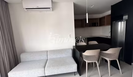 Apartamento Loft para locação anual mobiliado e decorado , 1 vaga de garagem, Edifício 4Sete, no bairro Centro, Itajaí-SC