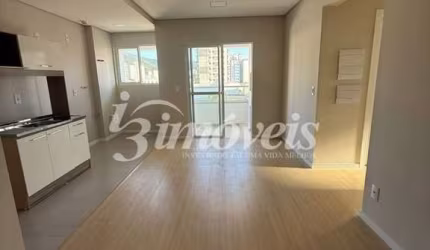 Apartamento semimobiliado para locação, 2 quartos sendo 1 suíte, 1 vaga de garagem, Due Vite Residence, Bairro Vila Operária, Itajaí - SC