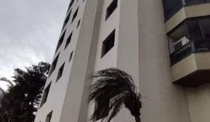 Imóvel bem localizado, com toda a melhor infraestrutura de São Paulo, no tradicional bairro da Vila Mariana, e fácil acesso a Rua Vergueiro, estação do metrô Ana Rosa .  O imóvel é na cobertura, com u