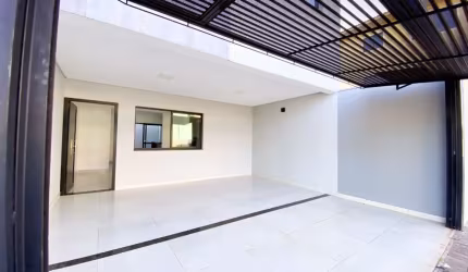 Sobrado Novo no Coqueiral: Sua Oportunidade de Morar com Estilo e Conforto!