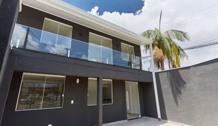 Sobrado de Alto Padrão - Residencial ou Comercial