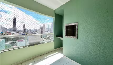 Apartamento com 3 quartos para alugar na Avenida Fernando Machado - D, 685, Centro, Chapecó por R$ 3.000