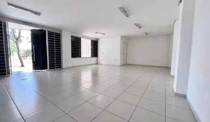 Sala comercial para alugar na Rua Florianópolis, 442, Centro, Chapecó por R$ 2.300