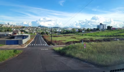 Terreno à venda na Rua Eugênio Paulo de Freitas, Paraíso, Chapecó por R$ 360.000