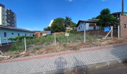 Terreno à venda na Rua Quatorze De Agosto, 1773, Esplanada, Chapecó por R$ 700.000