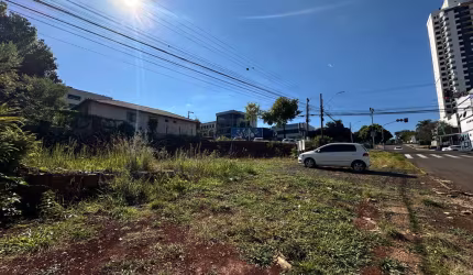 Terreno à venda na Marechal Deodoro da Fonseca esquina com 14 de Agosto, 491, Maria Goretti, Chapecó por R$ 2.800.000