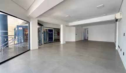 Sala comercial para alugar na Jorge Lacerda, 80, Centro, Chapecó por R$ 4.550