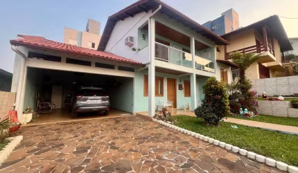 Casa com 4 quartos à venda na Ponoe Scheffer, 270, Centro, Chapecó por R$ 1.750.000