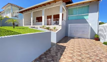 Casa com 3 quartos à venda na Jardim Europa, 1126, Presidente Médici, Chapecó por R$ 1.350.000