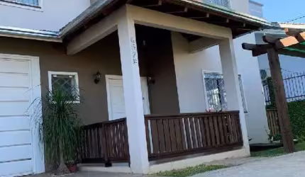 Casa com 3 quartos à venda na São Miguel do Oeste, 657e, Efapi, Chapecó por R$ 920.000