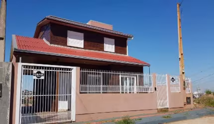 Casa com 3 quartos à venda na Zordea Marubin Zamprogna, 50, Bom Retiro, Chapecó por R$ 710.000