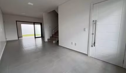 Casa com 3 quartos à venda na Avenida Olivo Tauffer, 880 E, Desbravador, Chapecó por R$ 790.000