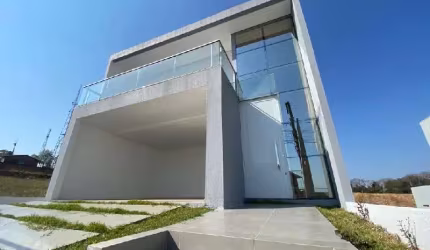 Casa com 3 quartos à venda na Flávio Aluísio Sander, 123, São Lucas, Chapecó por R$ 1.080.000