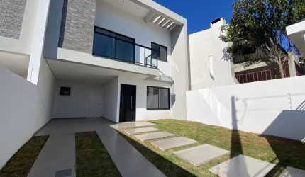 Casa com 3 quartos à venda na Rua Oswaldo Aranha - E, 2038, Passo dos Fortes, Chapecó por R$ 898.500
