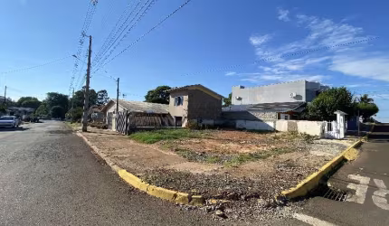 Terreno à venda na Guimarães Rosa Esq. 25 de Agosto, Jardim América, Chapecó por R$ 750.000