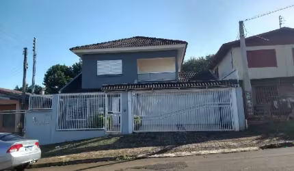 Casa com 3 quartos à venda na Ibirama, 204-E, Cristo Rei, Chapecó por R$ 1.770.000