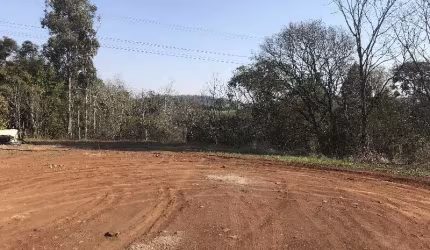Terreno à venda na Valdemiro Belinski, 1, Cristo Rei, Chapecó por R$ 385.000